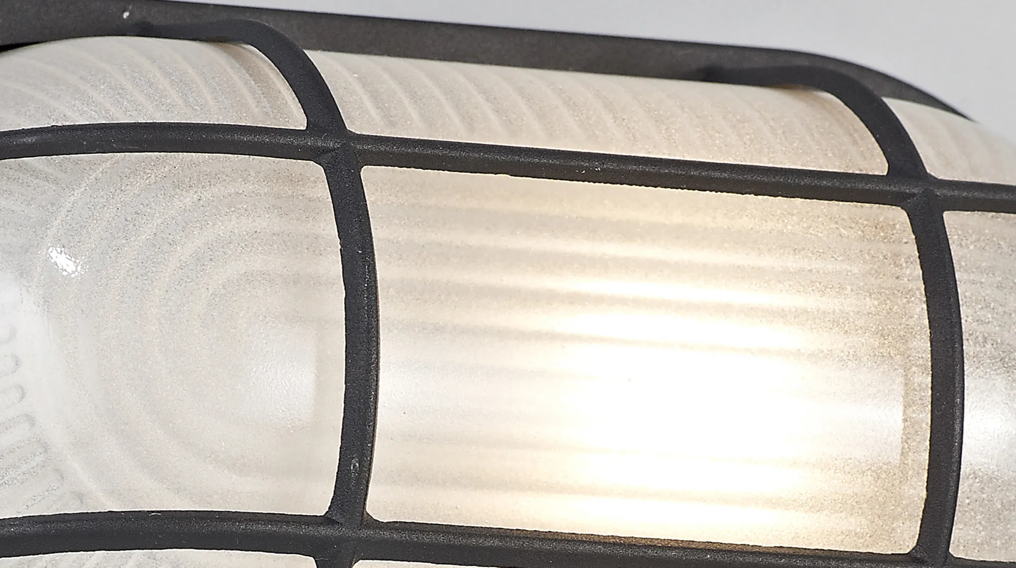 Avon Oval Wall Lamp 1 Light IP44 Outdoor Black D0480  Deco Avon